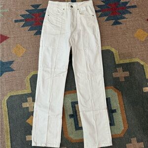 Zara white straight leg jeans with seams on front. Size 4